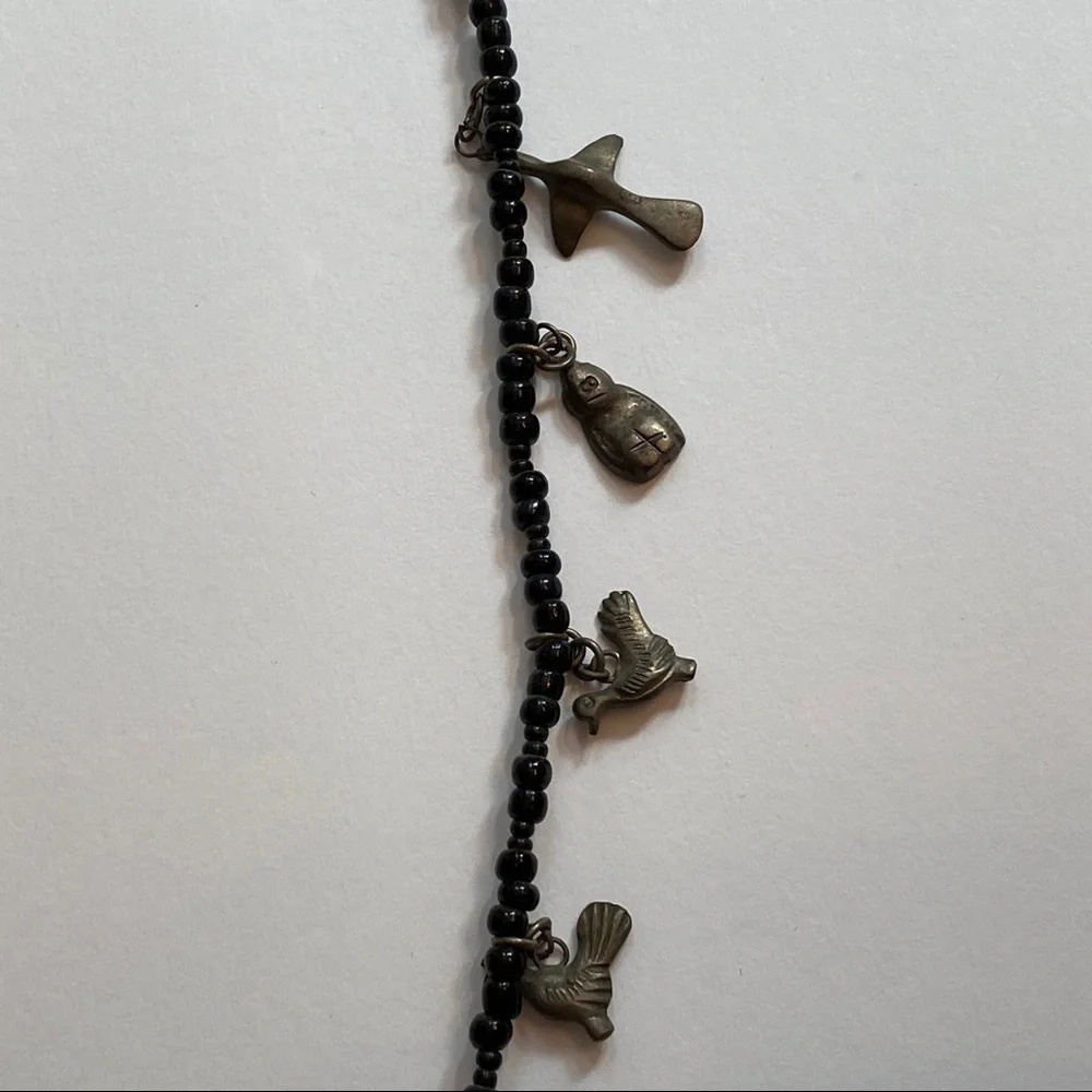 NECKLACE BLACK BEADS CHARMS ANIMALS WHIMSICAL 21”